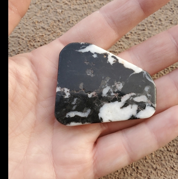 New Hand Carved Zebra Jasper Tiger Trapezoid Pendant. - Picture 11 of 13